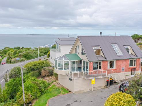 14 Marine Parade, Bluff