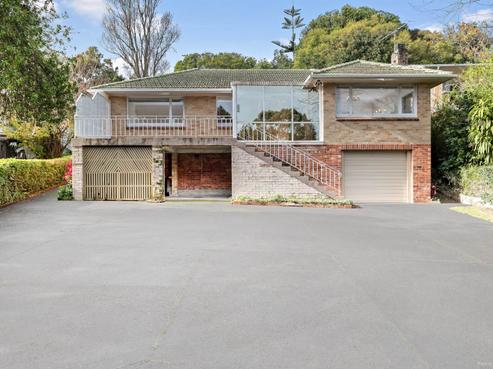 16 Domain Road, Panmure