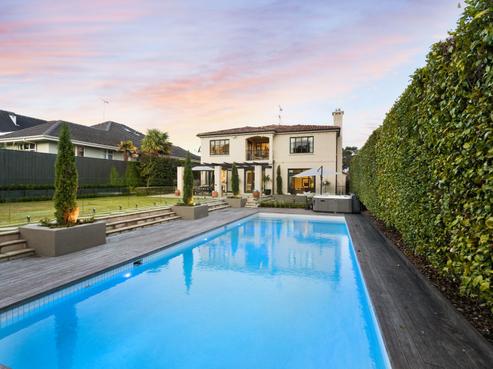 248 Riddell Road, Glendowie