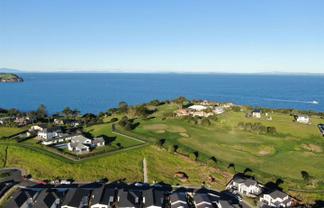  32 Whale Bay Rise, Gulf Harbour