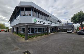 302sqm office at 11 Te Apunga Place