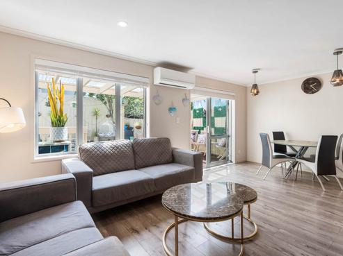 10 Chapel Road, Flat Bush