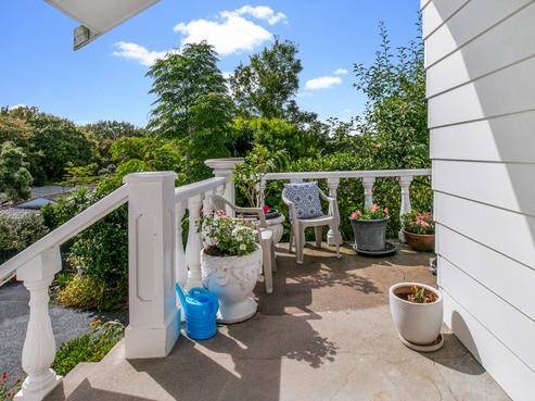 1/6 Mahuta Grove, Northcote