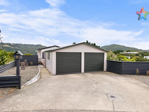 18 Jasmine Grove, Maungaraki