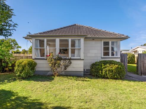 2A Dickson Crescent, Hornby