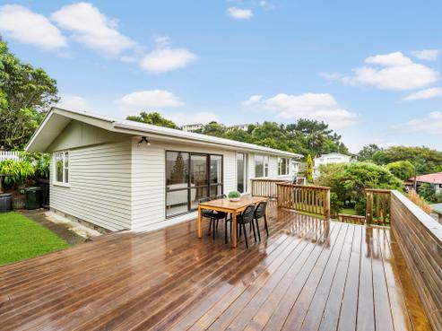 83 Beazley Avenue, Paparangi