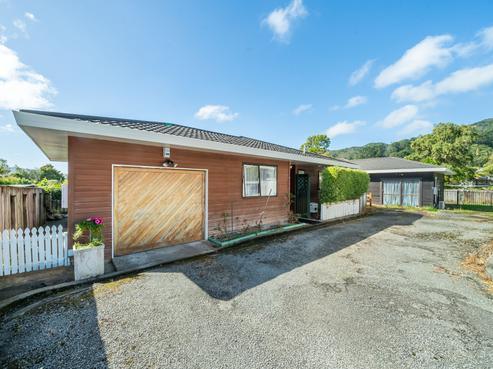 2/12 Raukawa Street, Stokes Valley