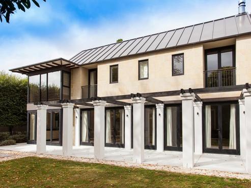 102 Glandovey Road, Fendalton
