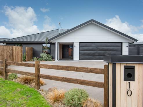 10 Franks Place, Outram