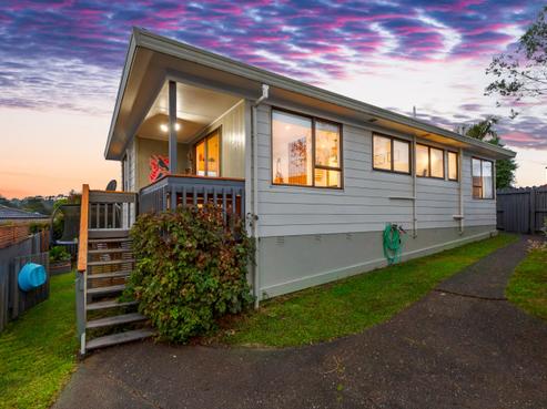 2/239 Waitemata Drive, Ranui