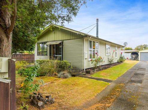 154 Te Rangitautahanga Road, Turangi
