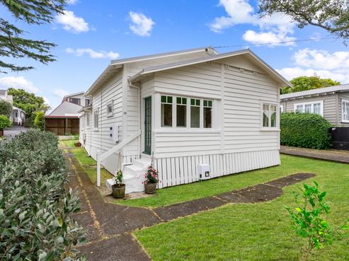 26 Moata Road, One Tree Hill