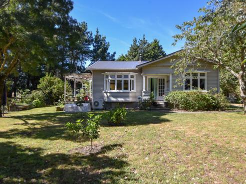 57 Moroa Road, Featherston
