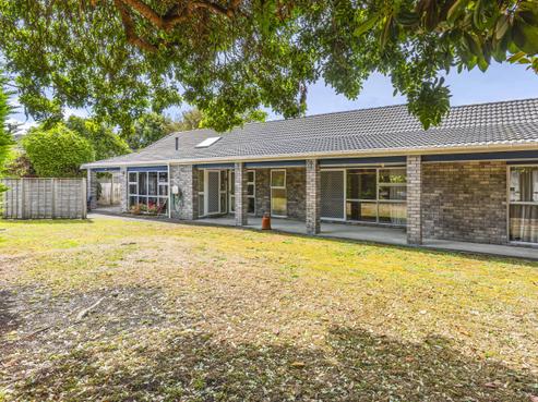 19 The Avenue, Paraparaumu Beach