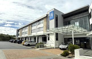 NEW FITOUT TWO-LEVEL RETAIL/SHOWROOM UNIT
