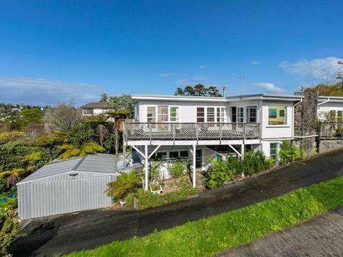 39 Woodlands Crescent, Browns Bay
