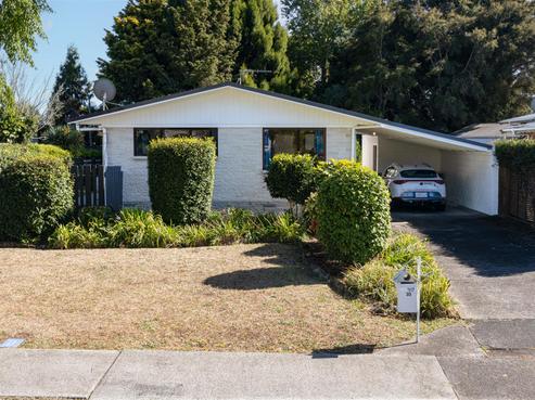 33 Challinor Street, Pukete