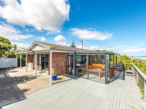 29 Longbeach Drive, Castlecliff