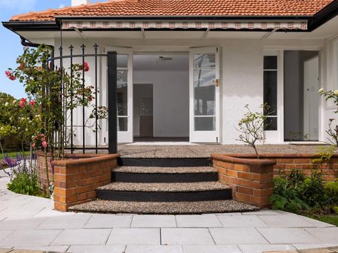 21 Judea Road, Judea