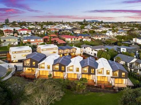 98 Walker Road, Point Chevalier