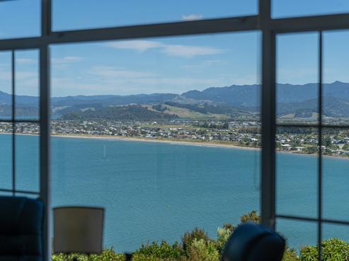 186 Centennial Drive, Whitianga