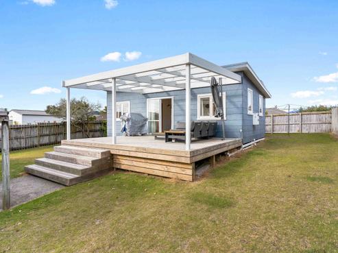 124 Hampton Road, Whangamata