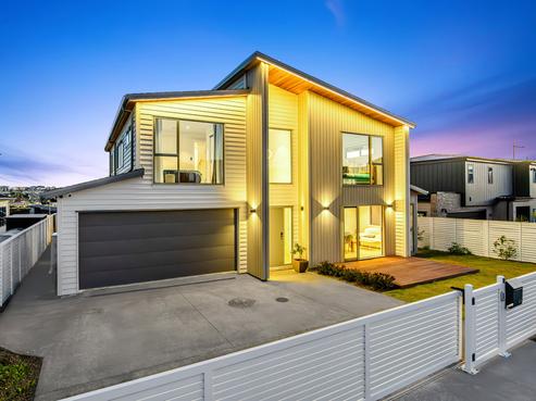 4 Hanikura Street, Long Bay