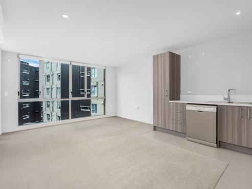 407/1 Rose Garden Lane, Albany
