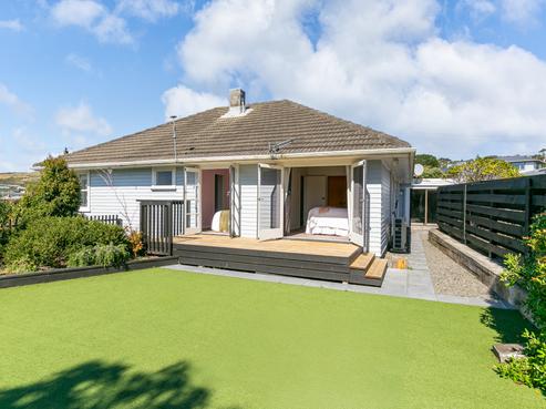 37 Lynda Avenue, Paparangi