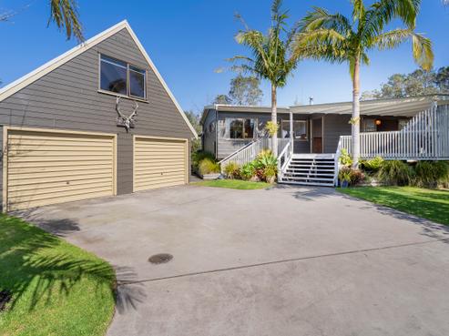 117 Rimu Place, Matarangi