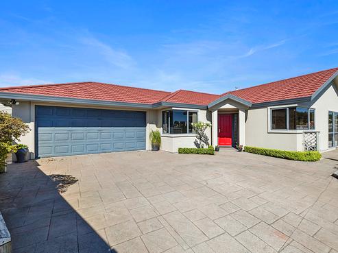 26 Ashmore Drive, Frankleigh Park