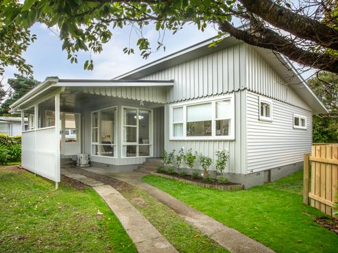 36 Silverbirch Grove, Churton Park