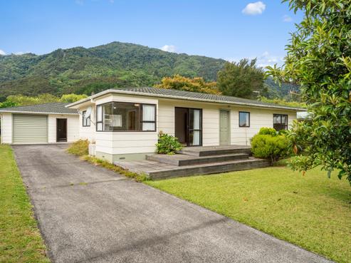15A East Avenue, Te Aroha