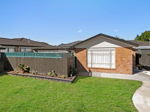 1B Charlenne Close, Ranui