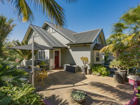 9 Rowan Road, Epsom