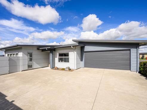 17 Lorenzo Place, Kelvin Grove