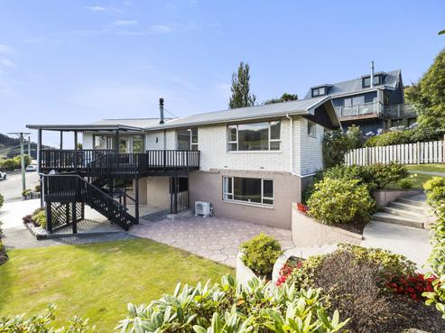 23 Delphic Street, Sawyers Bay