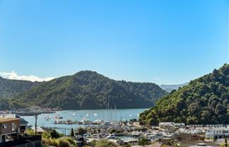 24 Russell Street, Picton