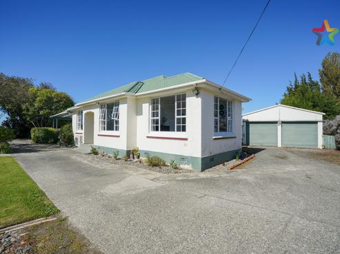 350 Scott Street, Tisbury