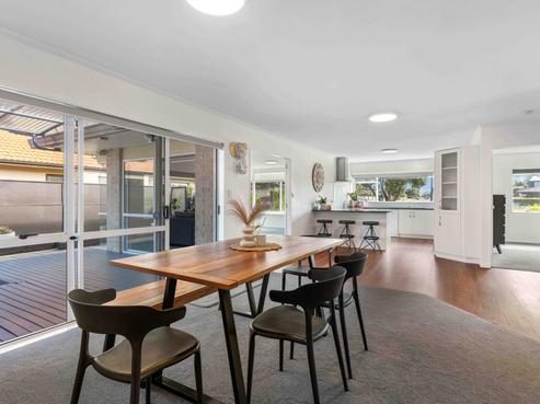 21 Pacific View Road, Papamoa
