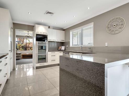 44 Tulip Drive, Cambridge