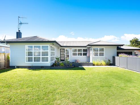 12 Flanders Avenue, Onekawa