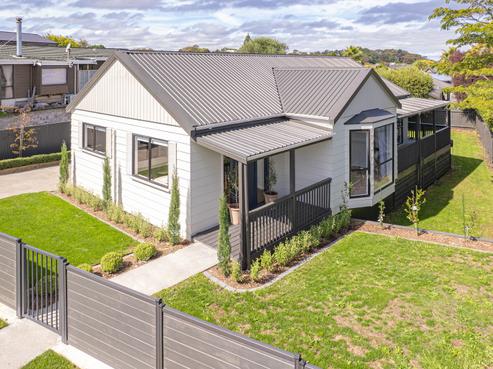 129 Peakes Road, Springvale