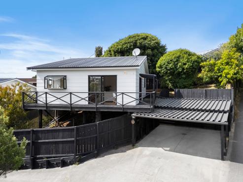 2/19 Romulus Place, Totara Vale