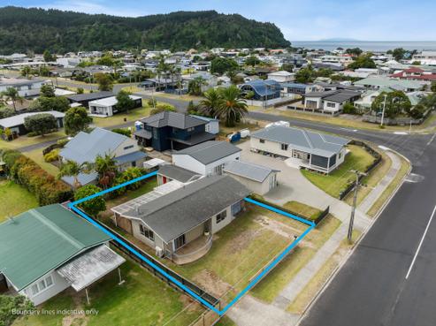 202 Hetherington Road, Whangamata
