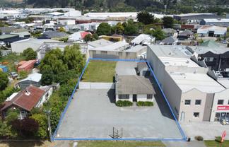 High Profile Yard with Office & Storage 