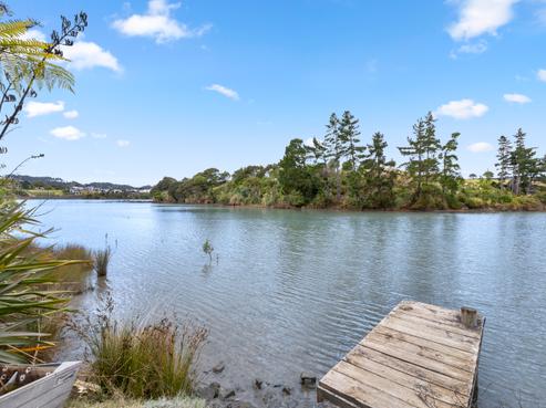 14 Karioi Crescent, Raglan