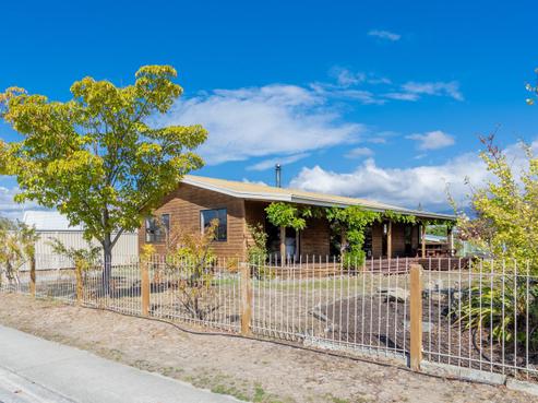 97 Fache Street, Clyde