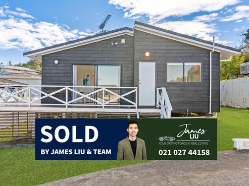 2/135 Spinella Drive, Bayview