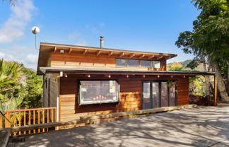 55 Tasman View Road, Bethells Beach